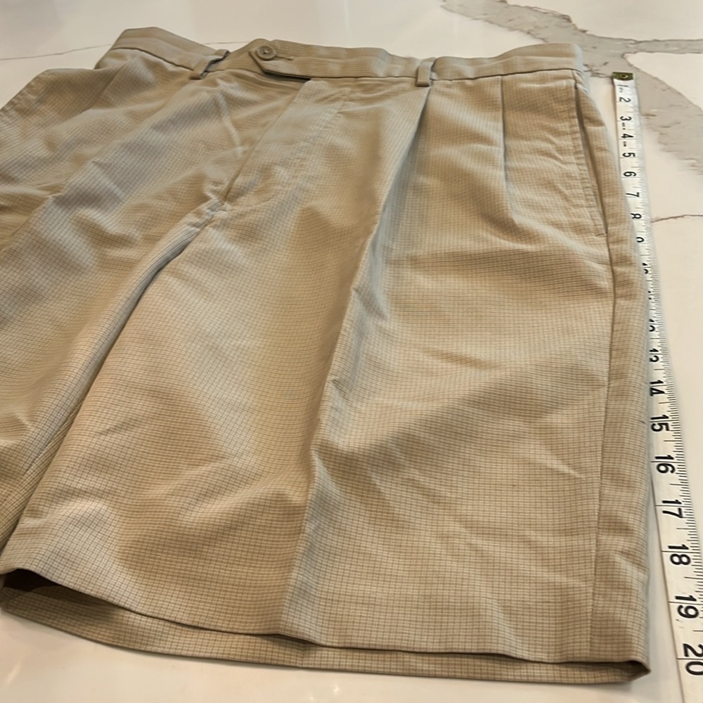 Daniel Cremieux Signature Collection Cream & Tan Dress Shorts. Sz. 32 Polyester - Picture 5 of 10